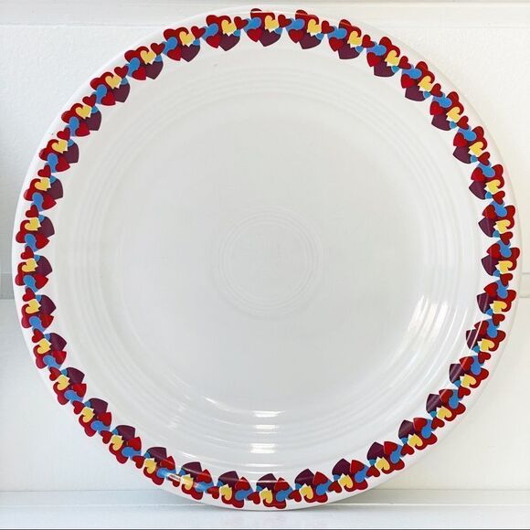 Fiesta Lot of 2 RARE Cinnabar Carson’s Valentine Heart Border 9” Luncheon Plates - Picture 3 of 8